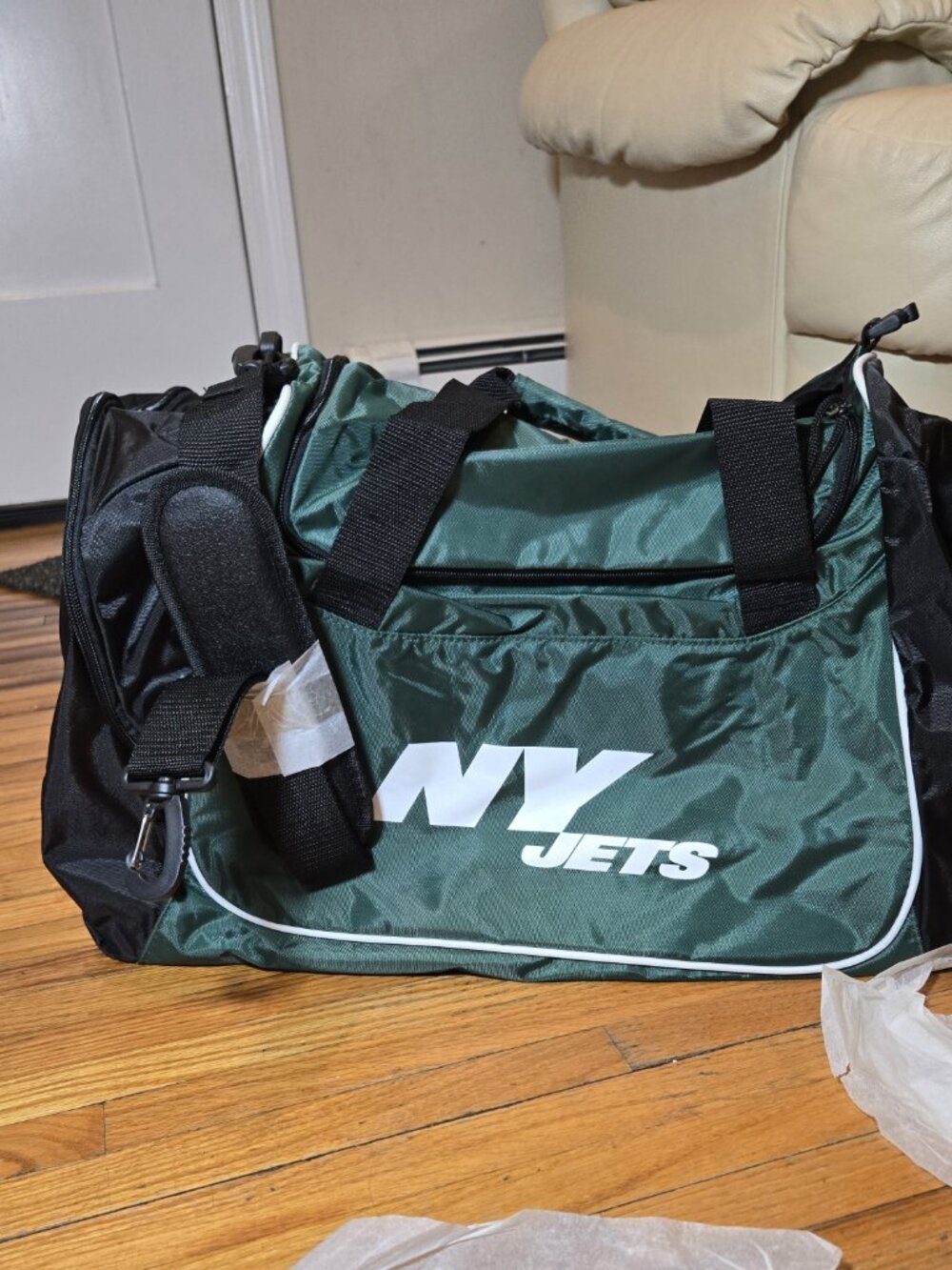 NWT Reebok NewYork Jets NFL Solid Big Duffle Bag Gym Workout Travel Vacation